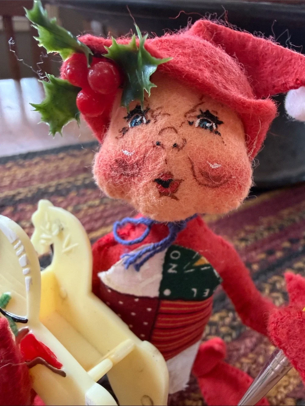 Annalee adorable elf